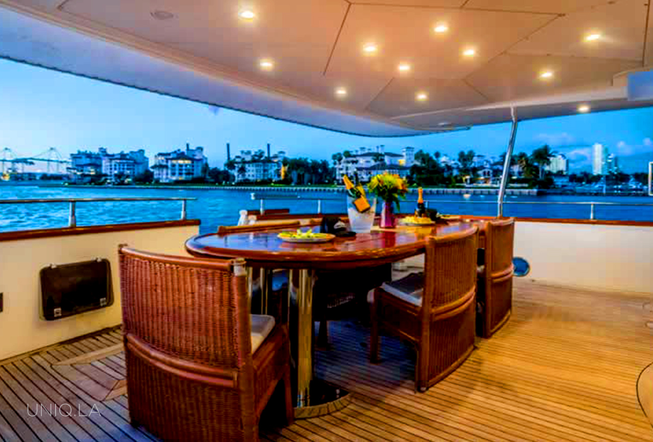 UNIQ Yacht Charters Luxury Boat Rental Miami 02 06dd4db6